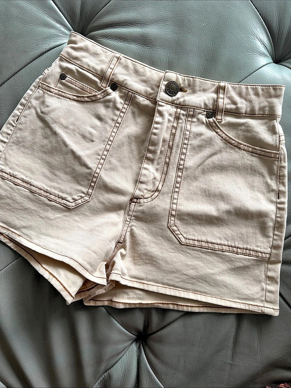 Sandro High-Waisted Straight Denim Shorts with Patch Pockets Beige Waist 34